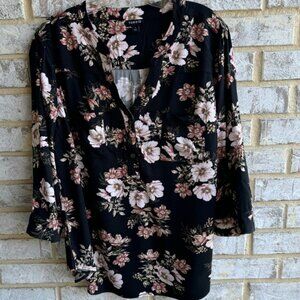 Torrid 3/4 Sleeve V-Neck Floral Blouse Women's Size 1 (1X)
